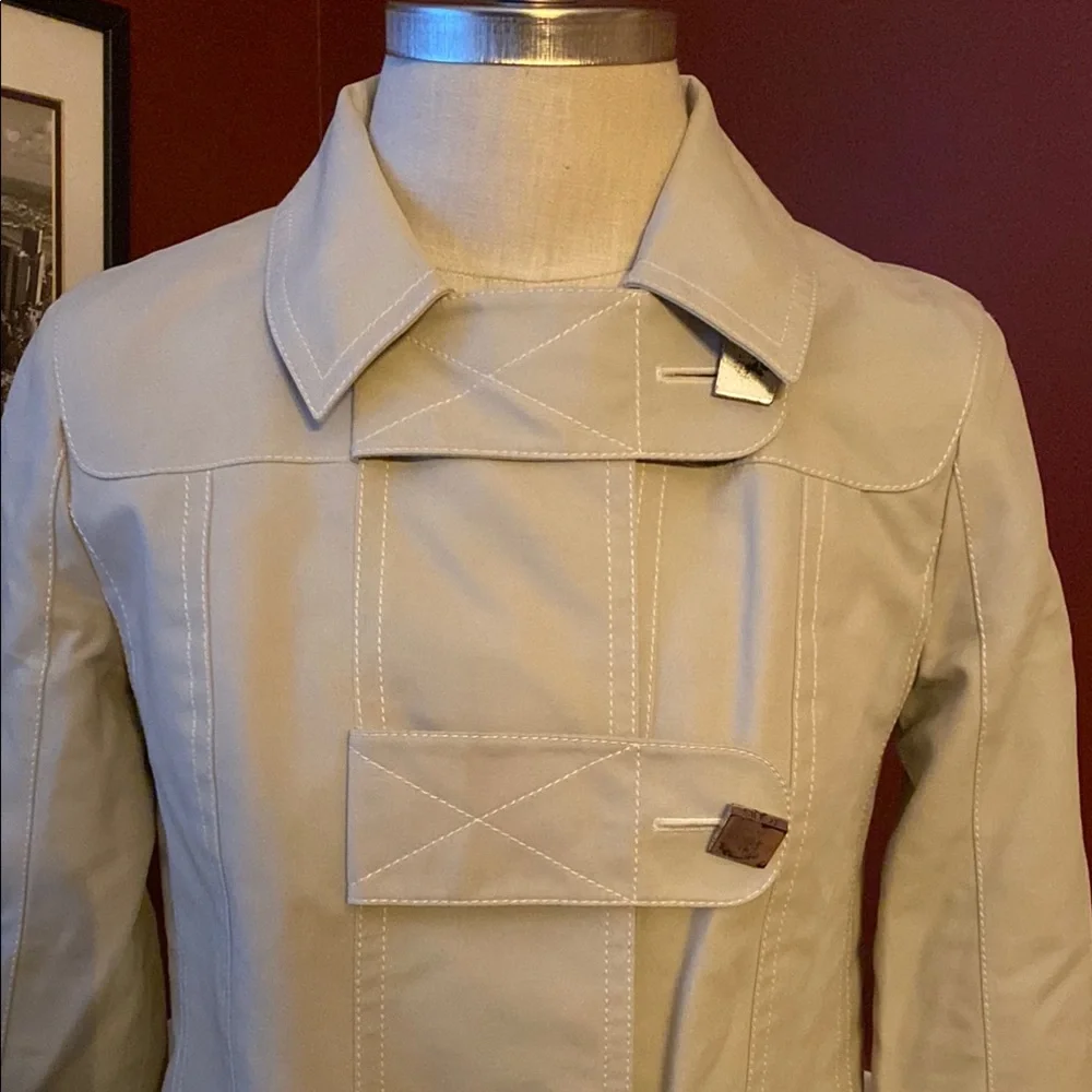 Authentic Louis Vuitton Trench Coat / Jacket - Picture 5 of 14